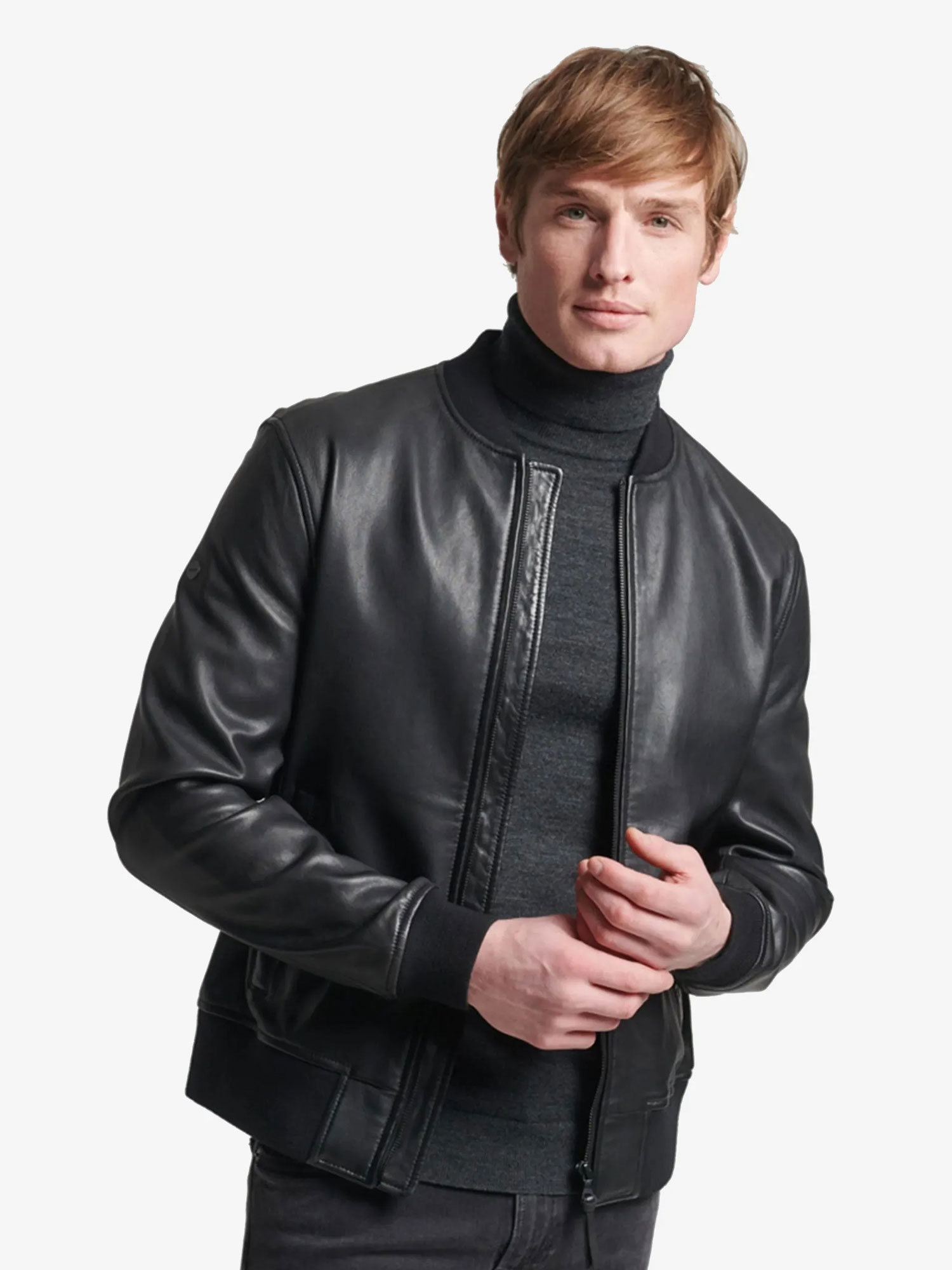flight-black-bomber-leather-jacket-stylish-and-comfortable (1)