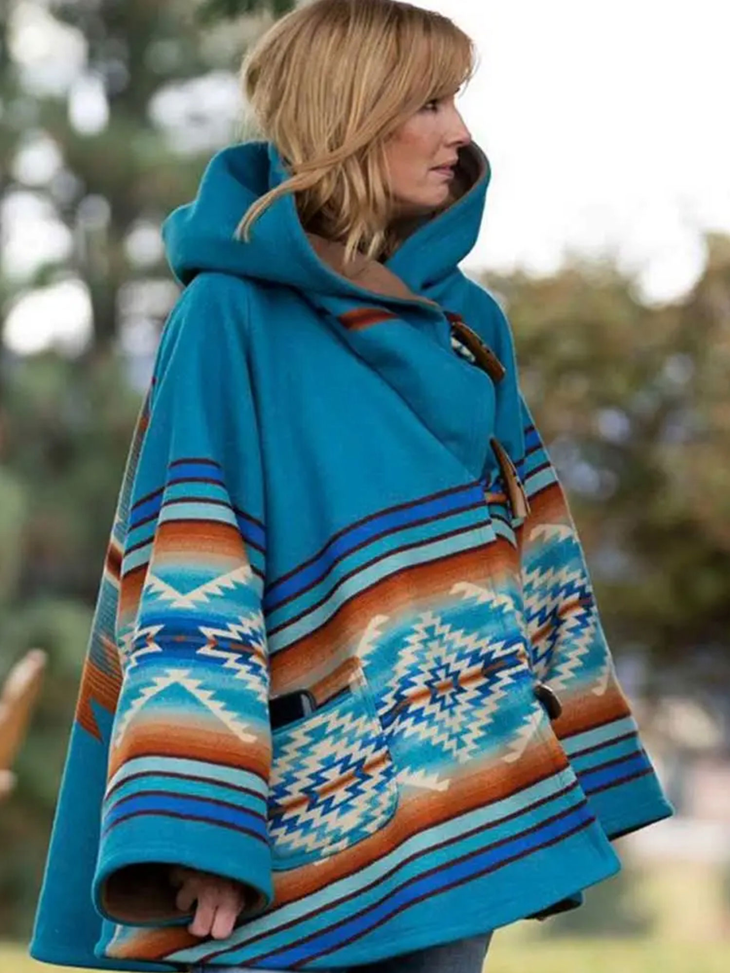 blue-hooded-toggle-coat-inspired-by-kelly-reillys-yellowstone-beth-dutton (1)